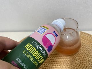더그레잇티 콤부차 300ml *12개입 (오리지널 6개+베리리치 6개) — 5점을 준 리뷰어가 2022년 7월 올린 사용 사진
