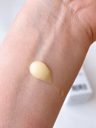 랑벨 비타 에너지 잡티 크림 75ml (피부 속 기미완화크림) — 5점을 준 리뷰어가 2022년 5월 올린 사용 사진