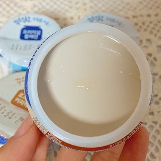 매일바이오 그릭요거트 오리지널 플레인 4개, 로스터리 커피믹스 4개 — 5점을 준 리뷰어가 2021년 12월 올린 사용 사진