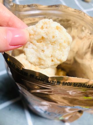 미즈꼬레아 치즈맛 누룽지크리스피 — 5점을 준 리뷰어가 2022년 2월 올린 사용 사진