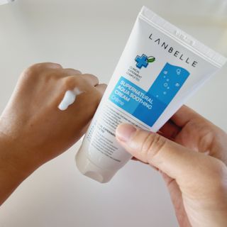 랑벨 수퍼내츄럴 아쿠아 수딩 크림 100ml — 5점을 준 리뷰어가 2022년 5월 올린 사용 사진