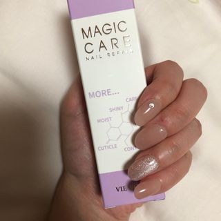 뷰젤 매직케어 네일솔루션 손발톱 보습 영양제 펜슬타입 5ml — 5점을 준 리뷰어가 2022년 3월 올린 사용 사진