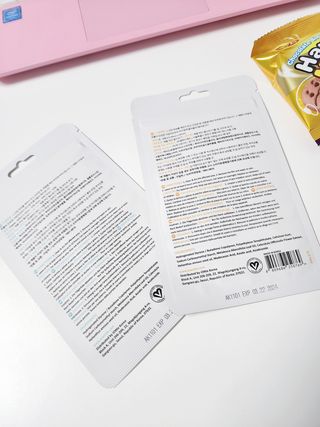 에버렐 아크네 클리어 패치 오리지널(40매) + XL(8매) 1세트, 각 1개씩 — 5점을 준 리뷰어가 2022년 5월 올린 사용 사진
