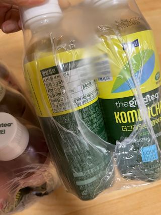 더그레잇티 콤부차 [매일유업] 더그레잇티 44kcal 콤부차 300ml *12개입 (오리지널 6개+베리리치 6개) — 4.5점을 준 리뷰어가 2023년 7월 올린 사용 사진