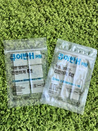 [큐어반H 커팅] 간편하게 떼서 쓰는 자외선차단 습윤밴드 (1팩/30매입) — 5점을 준 리뷰어가 2022년 11월 올린 사용 사진