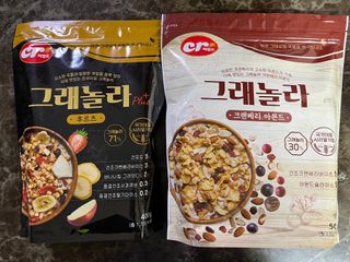 씨알푸드 씨알로 그래놀라 2종 후르츠+크랜베리 아몬드 — 5점을 준 리뷰어가 2022년 7월 올린 사용 사진