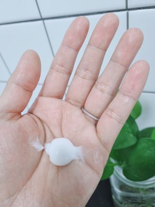 오투에니원 인컨보 바디 퍼퓸 크림 200ml — 5점을 준 리뷰어가 2023년 3월 올린 사용 사진