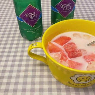 몽베스트 Montbest with Sparkling water Plain 20병 — 5점을 준 리뷰어가 2022년 6월 올린 사용 사진