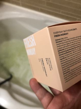 소담스퀘어 상암 Evreryday Bath Bomb Day7(에브리데이 배쓰밤 데이7) / 7종 중 2종 랜덤발송 — 5점을 준 리뷰어가 2022년 11월 올린 사용 사진