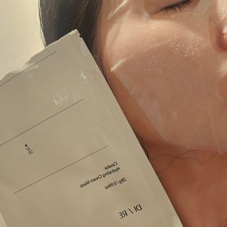 나우_스마트스토어 구매평  [디르] 카사바 하이드레이팅 크림 마스크 3 SET — 5점을 준 리뷰어가 2025년 5월 올린 사용 사진