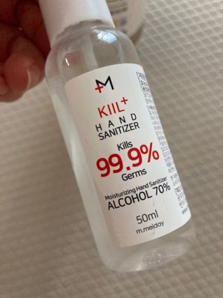 [엠메이데이] 그린티 피톤치드 감쪽같이 500ml + 손소독액 50ml — 4.5점을 준 리뷰어가 2022년 2월 올린 사용 사진