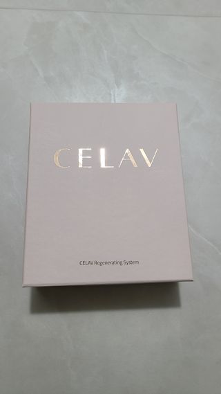 프리마인 바르기만 하면 철벽 스킨케어+24시간 마스크팩 효과. 셀라브 리제너레이팅 시스템 부스터+크림 세트 — 5점을 준 리뷰어가 2023년 4월 올린 사용 사진