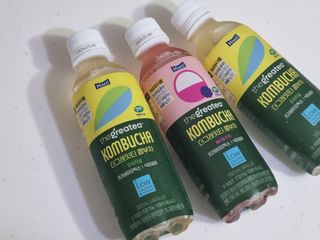 더그레잇티 콤부차 [매일유업] 더그레잇티 44kcal 콤부차 300ml *12개입 (오리지널 6개+베리리치 6개) — 5점을 준 리뷰어가 2023년 7월 올린 사용 사진