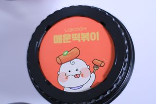 유비쿡 컵떡볶이 매운컵떡볶이2개/ 짜장컵떡볶이 2개  총 4개세트 — 5점을 준 리뷰어가 2021년 3월 올린 사용 사진