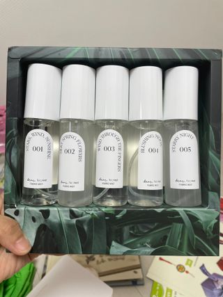 디어포레스트 [5개세트] 숲속의 하루 패브릭미스트 (섬유향수/ 룸스프레이) 50ml 5개 — 3.5점을 준 리뷰어가 2022년 9월 올린 사용 사진