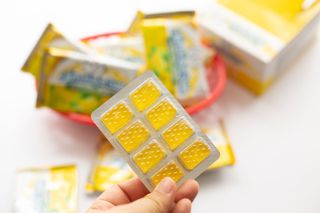 마요라 히말라야 솔트 캔디 2종-페퍼민트 맛, 라임민트 맛 — 5점을 준 리뷰어가 2023년 1월 올린 사용 사진