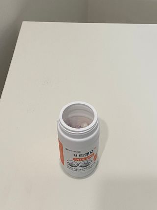 프리마인 성큼다가온 봄, 이너뷰티를 챙겨야 피부도 화사하게, 컨디션도 활기차게. 흡수율을 높인 고효율 비타민. — 5점을 준 리뷰어가 2022년 10월 올린 사용 사진