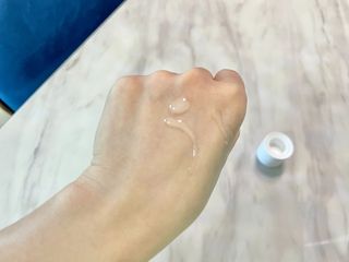 리더스코스메틱 리더스 퍼스트 샷 액티브 에센스 에이지 컨트롤 — 5점을 준 리뷰어가 2022년 2월 올린 사용 사진
