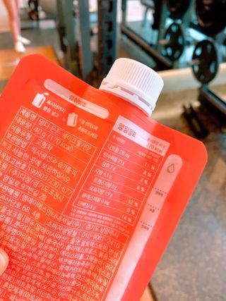 [덜다] 든든 식물성 단백질 쉐이크 40g X 7입 (곡물/딸기) — 2점을 준 리뷰어가 2023년 7월 올린 사용 사진