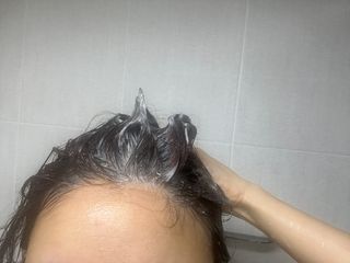 르핸스 퍼포밍 5 샴푸 비반트 포렛/베티버 포그 — 5점을 준 리뷰어가 2023년 3월 올린 사용 사진