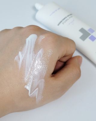 바노바기 코스메틱 바노바기 밀크씨슬 리페어 시카 선스크린 플러스 50ml — 4점을 준 리뷰어가 2023년 2월 올린 사용 사진