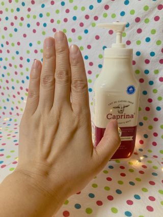 카프리나 산양밀크 모이스춰라이징 바디로션 350ml(오리지널향) — 5점을 준 리뷰어가 2023년 4월 올린 사용 사진