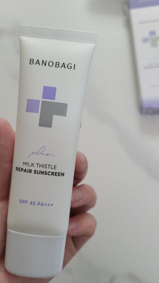 바노바기 코스메틱 바노바기 밀크씨슬 리페어 시카 선스크린 플러스 50ml — 5점을 준 리뷰어가 2023년 3월 올린 사용 사진
