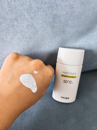 아이레시피 모이스트터치 스포츠 선밀크 50ml (SPF50+ PA+++) — 5점을 준 리뷰어가 2023년 7월 올린 사용 사진