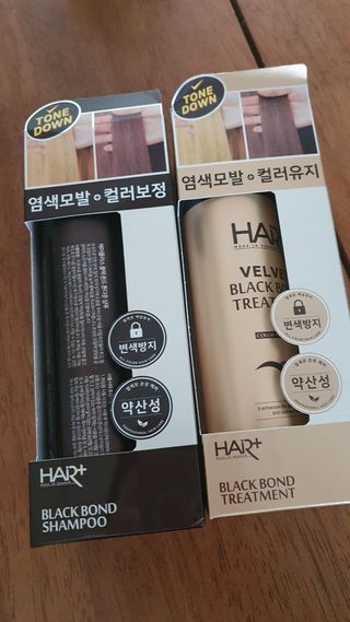 헤어플러스 블랙 컬러본드 샴푸 트리트먼트 300ml — 5점을 준 리뷰어가 2021년 5월 올린 사용 사진