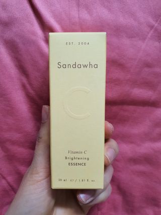 스킨큐어 산다화 비타민c 화이트닝 에센스 30ml — 4.5점을 준 리뷰어가 2022년 3월 올린 사용 사진
