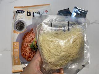 [한면원] 비빔국수 2인분 — 5점을 준 리뷰어가 2022년 8월 올린 사용 사진