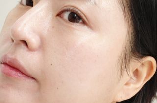 리엔케이 핑크 볼륨 래디언스 컬러크림 에디션 — 5점을 준 리뷰어가 2023년 11월 올린 사용 사진