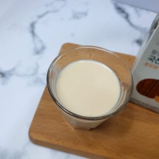 이롬 erom 황성주박사의 국산콩 두유 호두와 아몬드 — 5점을 준 리뷰어가 2020년 12월 올린 사용 사진