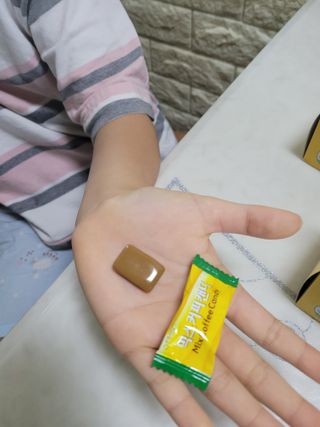 (주) 피치코리아 믹스커피캔디76g x2개입 — 5점을 준 리뷰어가 2022년 11월 올린 사용 사진