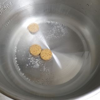 올바이오 천연 재료로 만든 고체 육수 진심한알 — 4점을 준 리뷰어가 2022년 8월 올린 사용 사진
