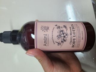 아미니 플라워테라피 바디로션  500ml 시리즈 — 4점을 준 리뷰어가 2021년 4월 올린 사용 사진