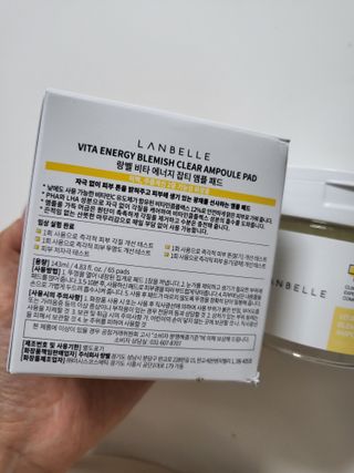 랑벨 비타 에너지 잡티 앰플 패드 65매 (투명하고 밝은 얼굴 광채패드) — 5점을 준 리뷰어가 2022년 5월 올린 사용 사진