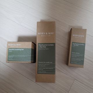 마리엔메이 센서티브 수딩 젤 크림 + 어성초 티트리 추출물 세럼 + 어성초 티트리 모공 클렌징 폼 — 5점을 준 리뷰어가 2021년 9월 올린 사용 사진