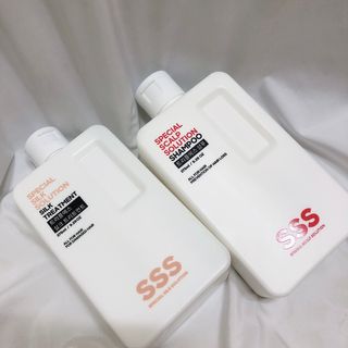트리플에스 탈모 샴푸 275ml + 실크 트리트먼트 275ml — 4점을 준 리뷰어가 2021년 2월 올린 사용 사진