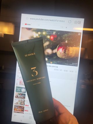 르핸스 퍼포밍 3 바디워시 비반트포렛/베티버포그 — 5점을 준 리뷰어가 2022년 12월 올린 사용 사진