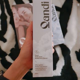 헤어플러스 콴디 플러피 클라우드 버블 팩 클렌저 — 5점을 준 리뷰어가 2021년 3월 올린 사용 사진