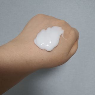 H365 Redwin Premium Moisturiser 레드윈 프리미엄 모이스춰라이저 500ml — 5점을 준 리뷰어가 2021년 4월 올린 사용 사진