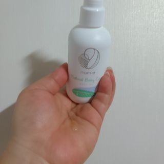mom e 맘이 내추럴 베이비 케어 크림+바디오일 — 5점을 준 리뷰어가 2021년 1월 올린 사용 사진
