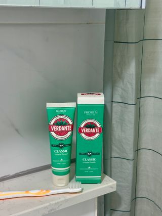[구매평]베르단테 고불소 충치 치석케어 잇몸치약, 100ml, 3개 — 5점을 준 리뷰어가 2025년 7월 올린 사용 사진