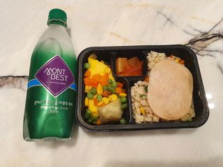 몽베스트 Montbest with Sparkling water Plain 20병 — 5점을 준 리뷰어가 2022년 7월 올린 사용 사진