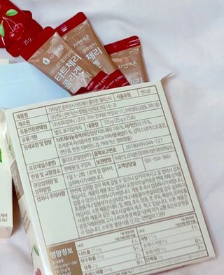 자연에온 가득담은 몽모랑시 타트체리 콜라겐 젤리스틱 — 5점을 준 리뷰어가 2021년 1월 올린 사용 사진