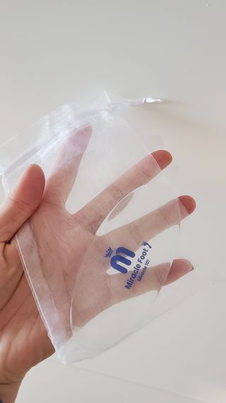 미라클풋 유리발각질제거기 물없이 쓱싹쓱싹 몇번만에 발각질 완벽제거 — 5점을 준 리뷰어가 2021년 10월 올린 사용 사진