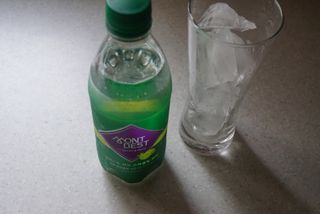 몽베스트 Montbest with Sparkling water Lemon OR Lime 20병(랜덤) — 5점을 준 리뷰어가 2021년 10월 올린 사용 사진