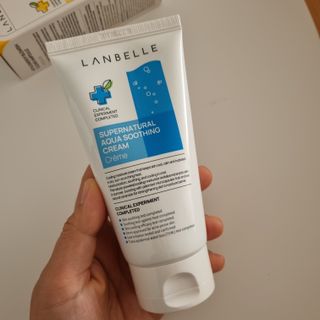랑벨 수퍼내츄럴 아쿠아 수딩 크림 100ml — 5점을 준 리뷰어가 2022년 4월 올린 사용 사진