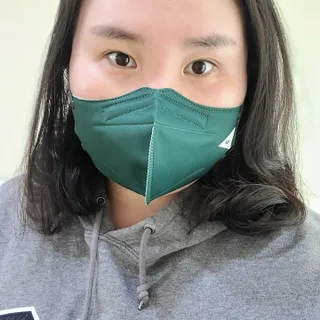 아이엘이 ILE 친환경 새부리형 방수 마스크 — 3점을 준 리뷰어가 2022년 4월 올린 사용 사진